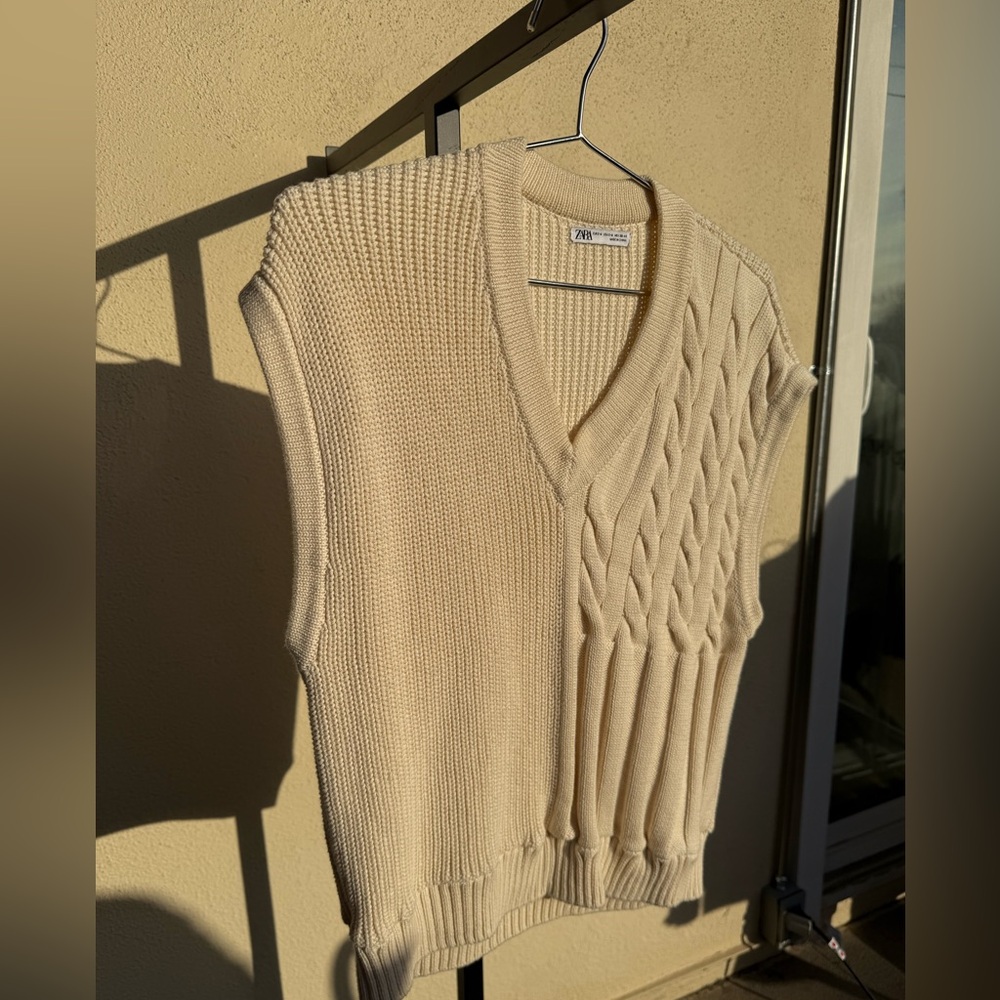 Zara Oversized Mixed Cable Knit Sweater Vest Cream